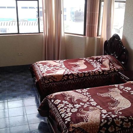 Hostal Lesly Salome Tulcán المظهر الخارجي الصورة